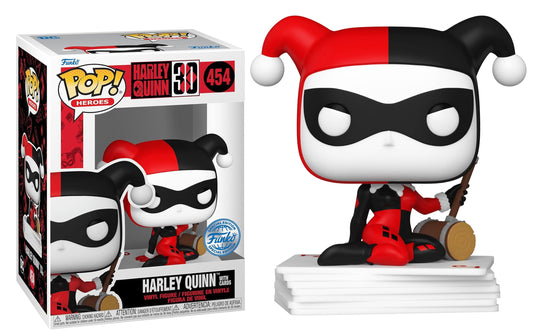 Harley Quinn with Cards Special Edition #454 - DC's Batman Harley Quinn 30 Funko Pop!