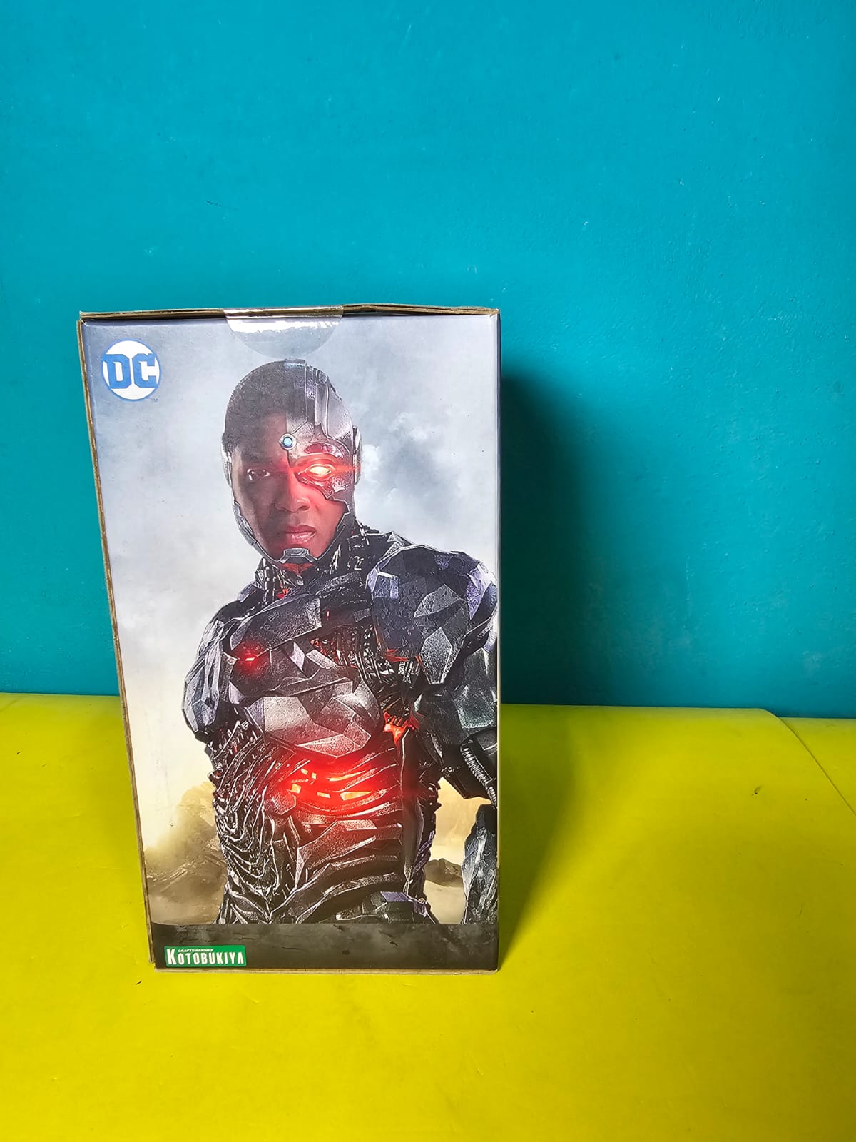 Kotobukiya Cyborg Justice League “DC Comics" ArtFX+ Statue 1/10 Scale Figure