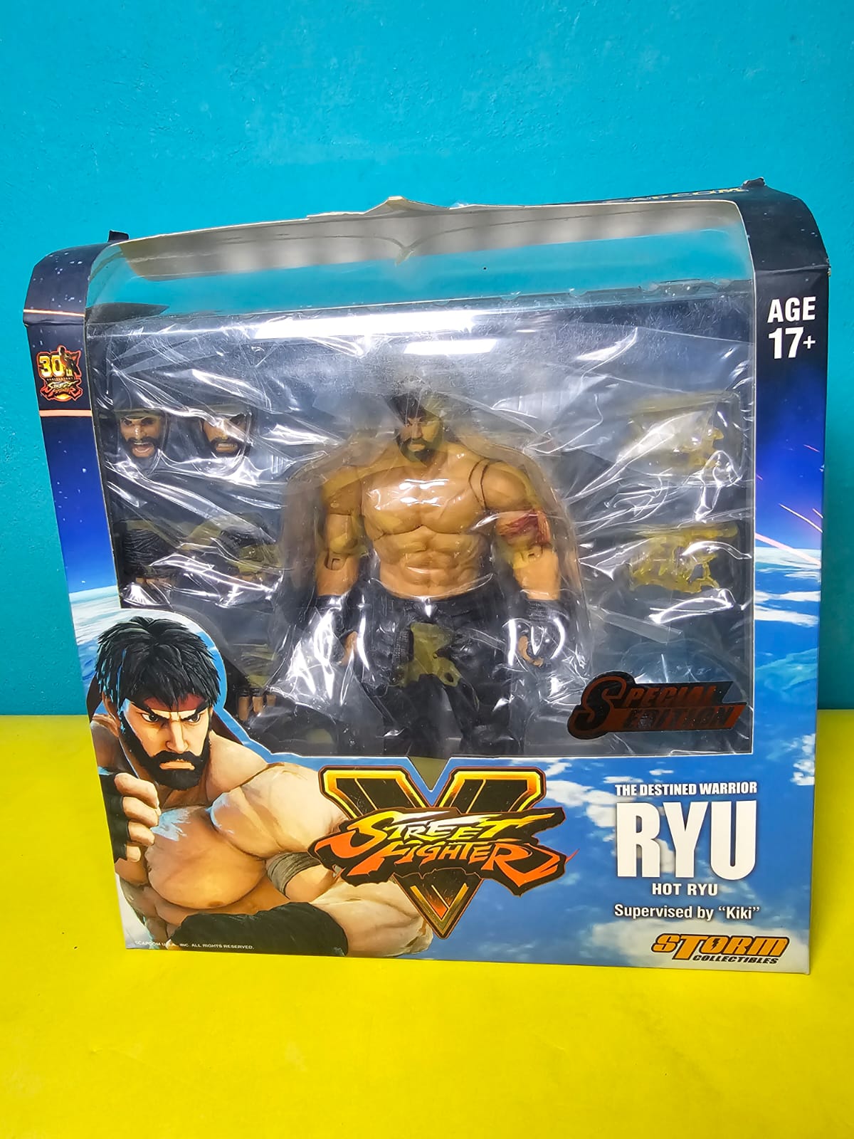 Storm Collectibles Street Fighter V Hot Ryu